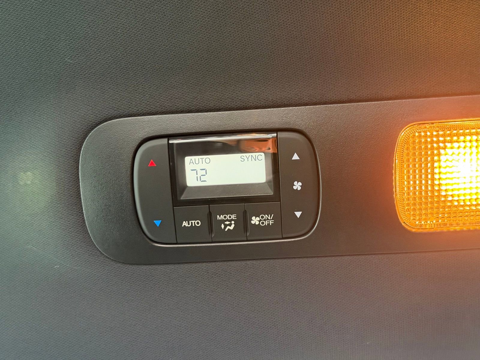 Used 2024 Honda Odyssey Sport image 33