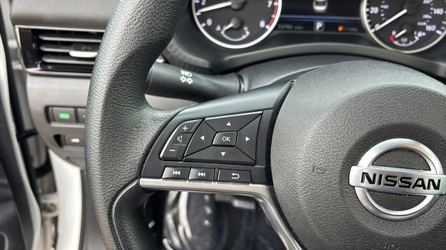 Used 2023 Nissan Sentra SV image 22
