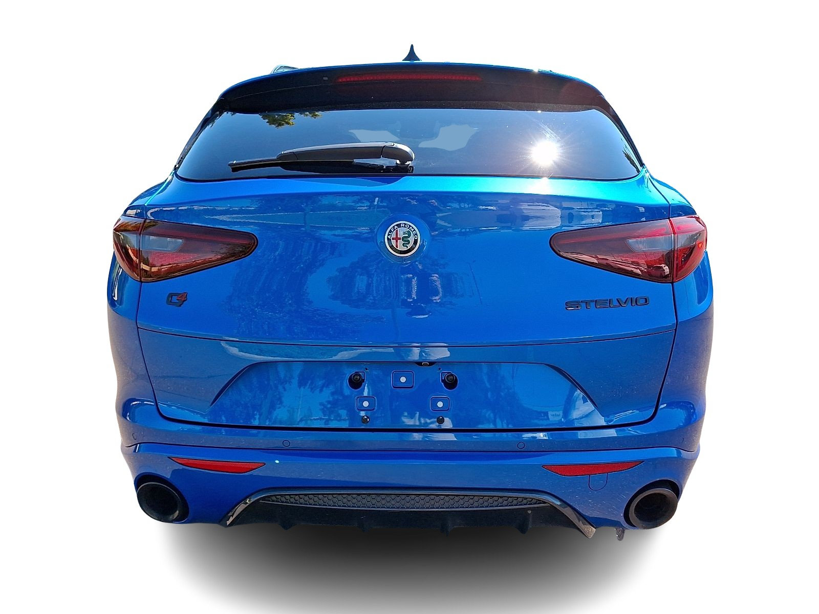 Used 2023 Alfa Romeo Stelvio Estrema AWD/4WD image 5
