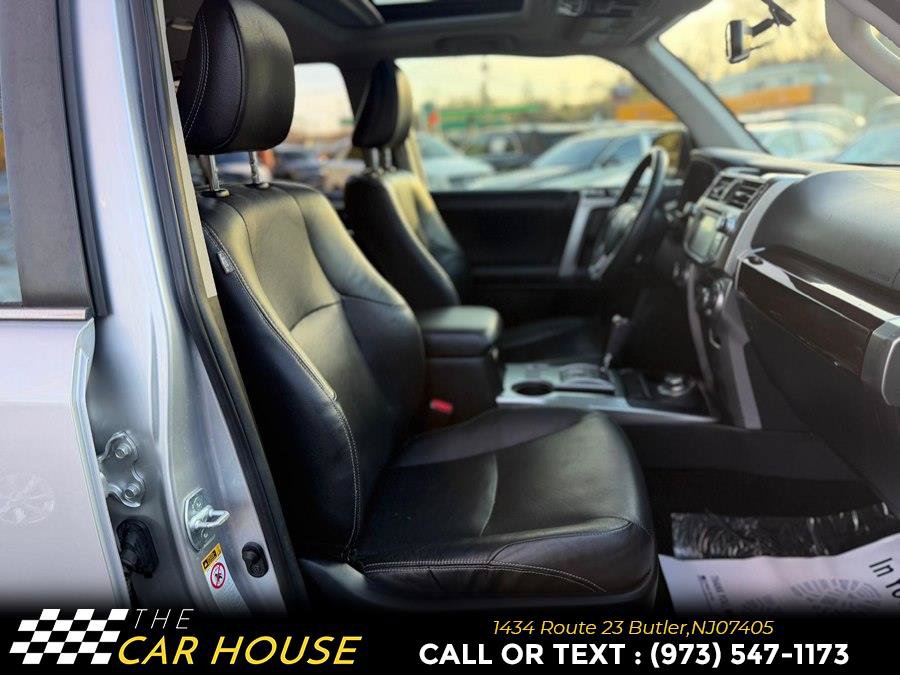 Used 2017 Toyota 4Runner Limited AWD/4WD image 22