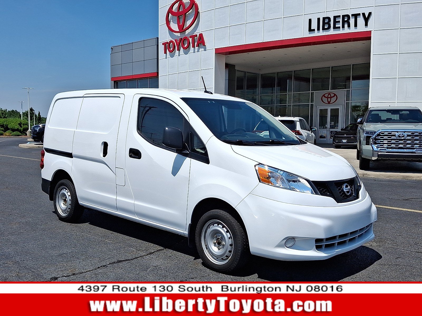 Used 2021 Nissan NV200 S FWD video 1