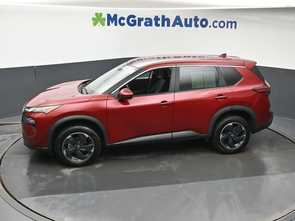 Used 2025 Nissan Rogue SV image 18