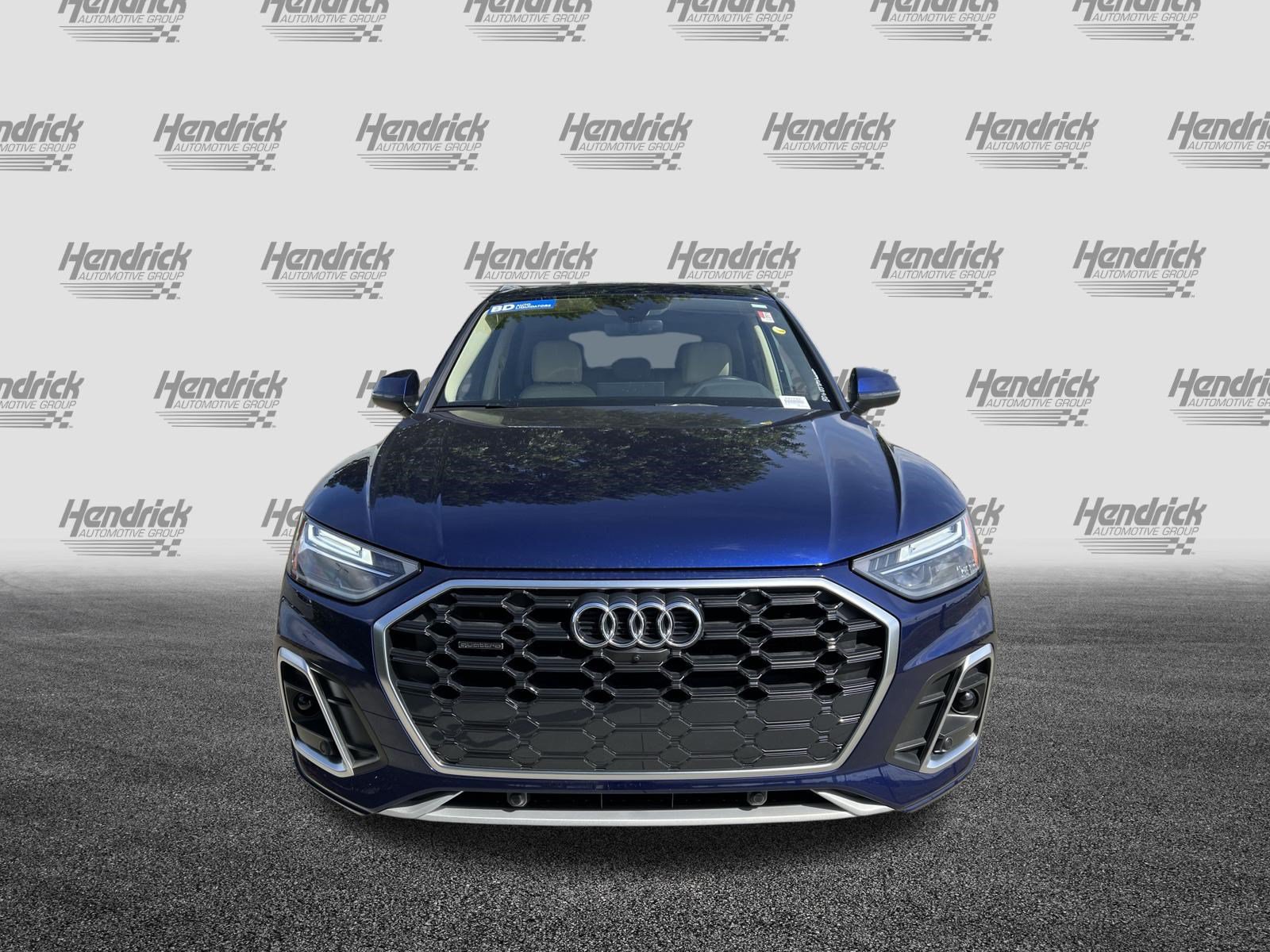 Used 2023 Audi Q5 2.0T Premium Plus w/ Premium Plus Package AWD/4WD image 3