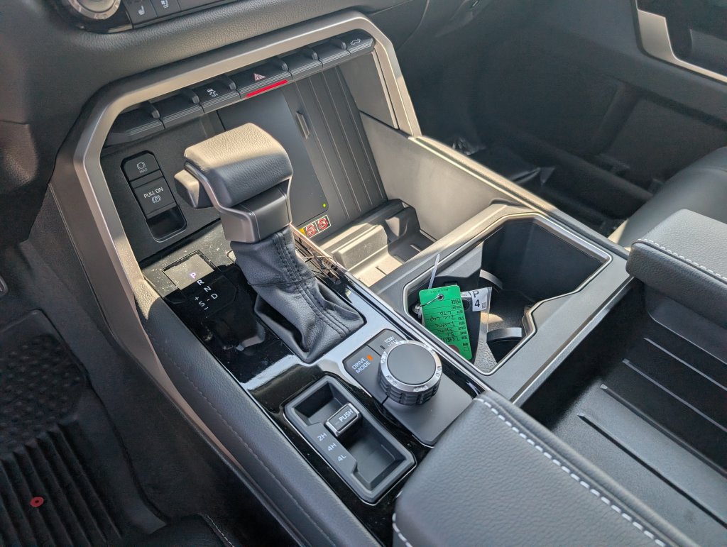 New 2026 Toyota Tundra Limited w/ Power Package AWD/4WD image 19