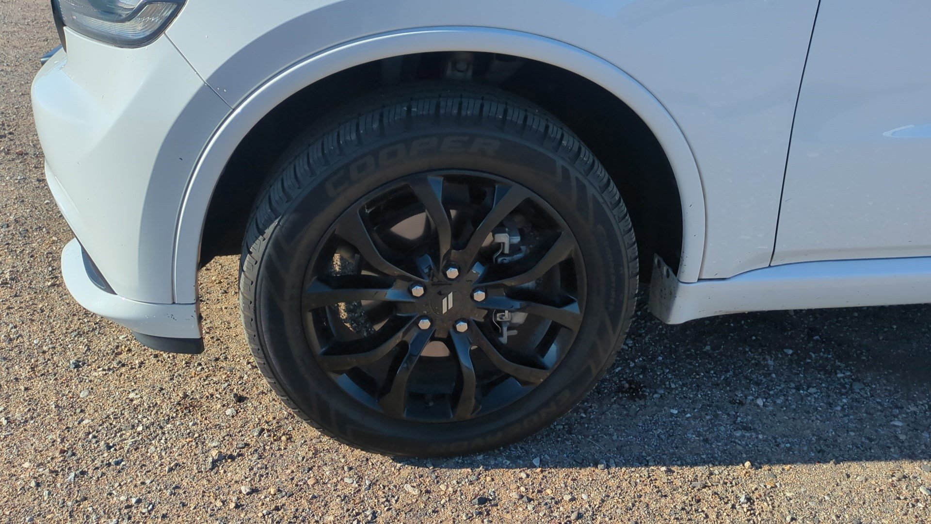 Used 2019 Dodge Durango SXT image 10