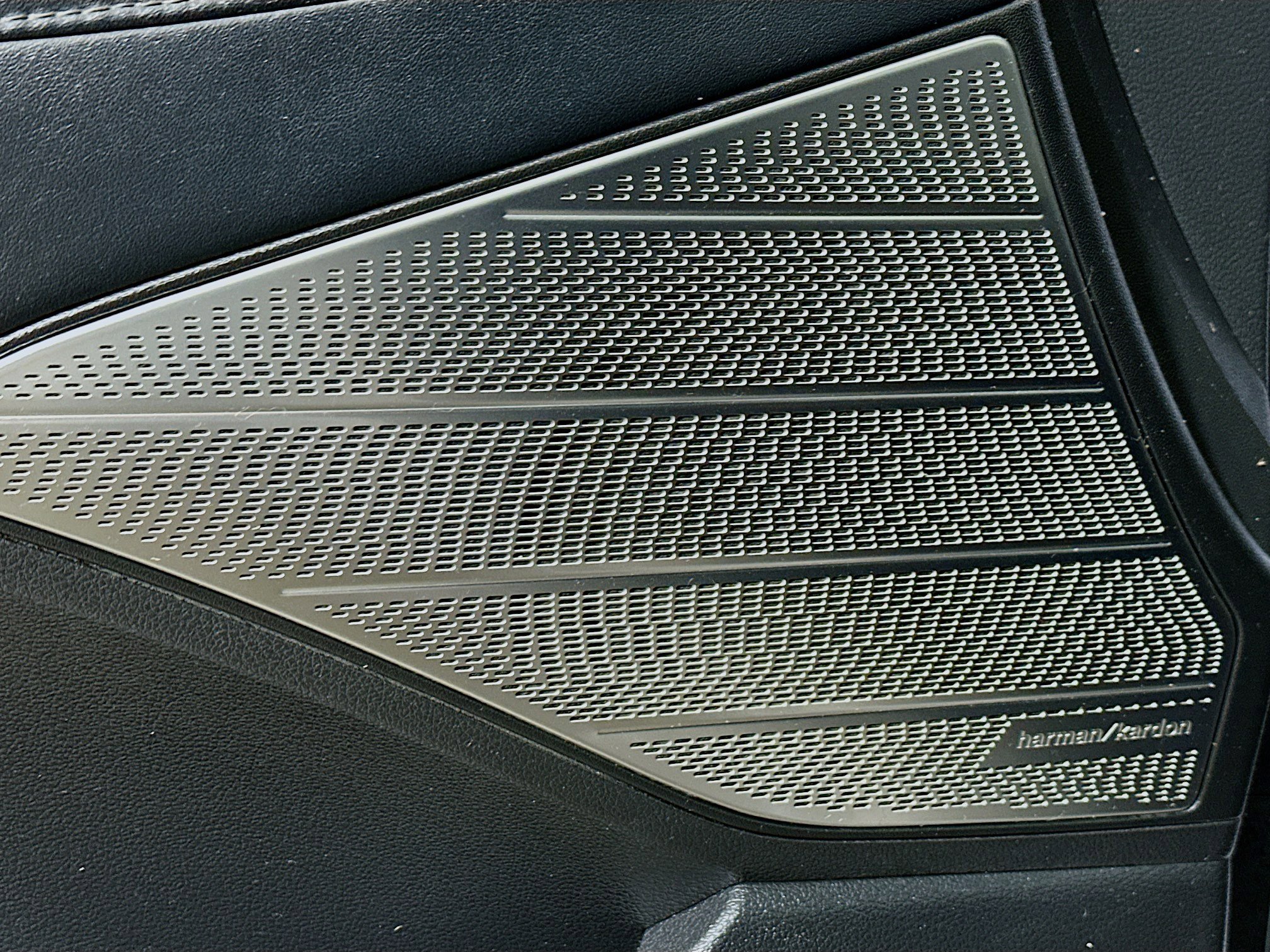 Used 2020 Hyundai Palisade Limited image 18