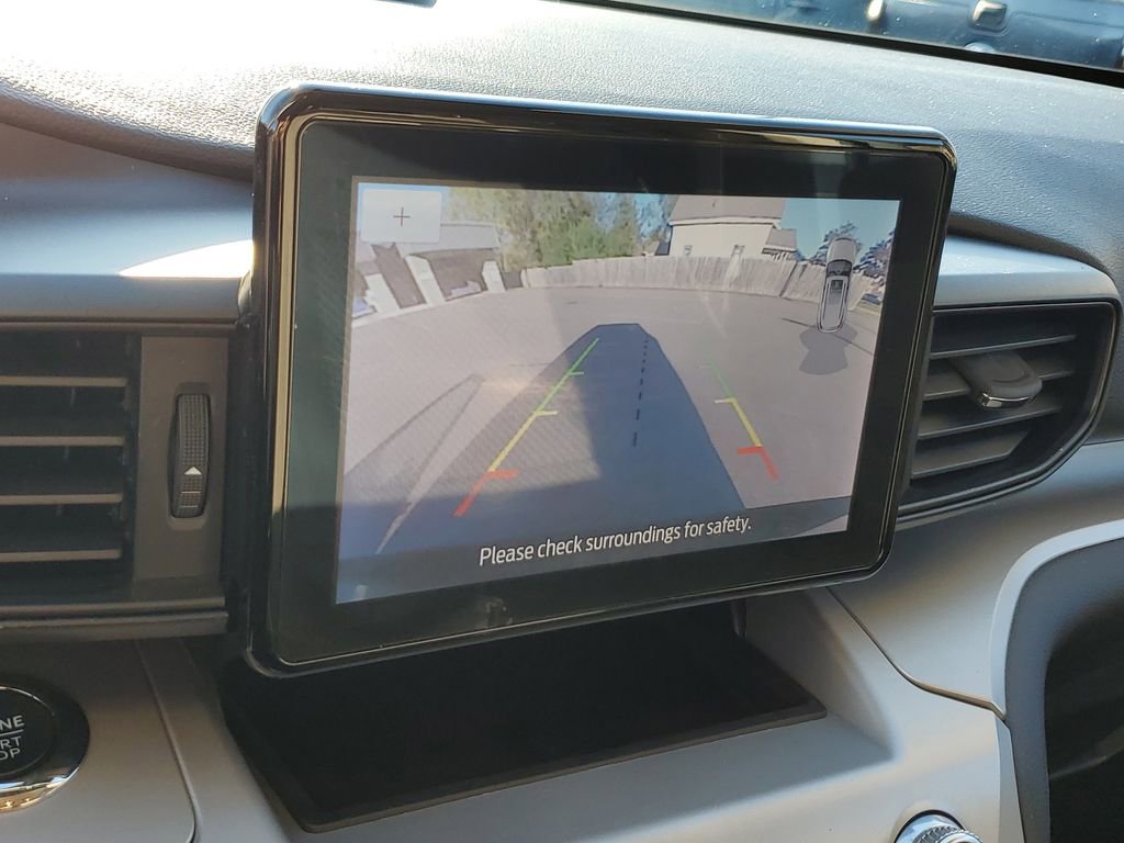 Used 2022 Ford Explorer XLT image 22