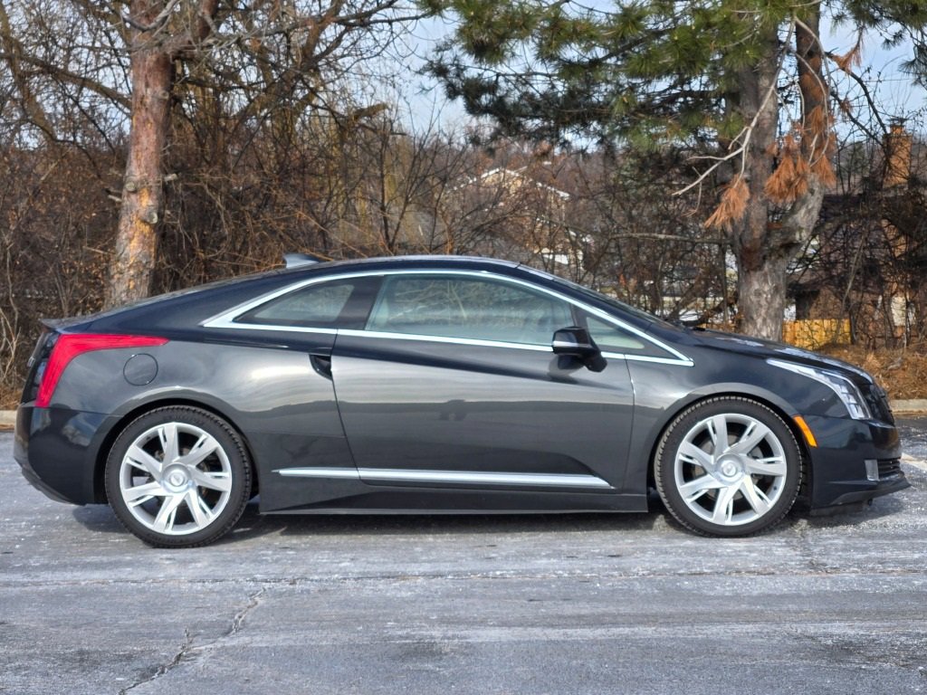 Used 2016 Cadillac ELR image 9