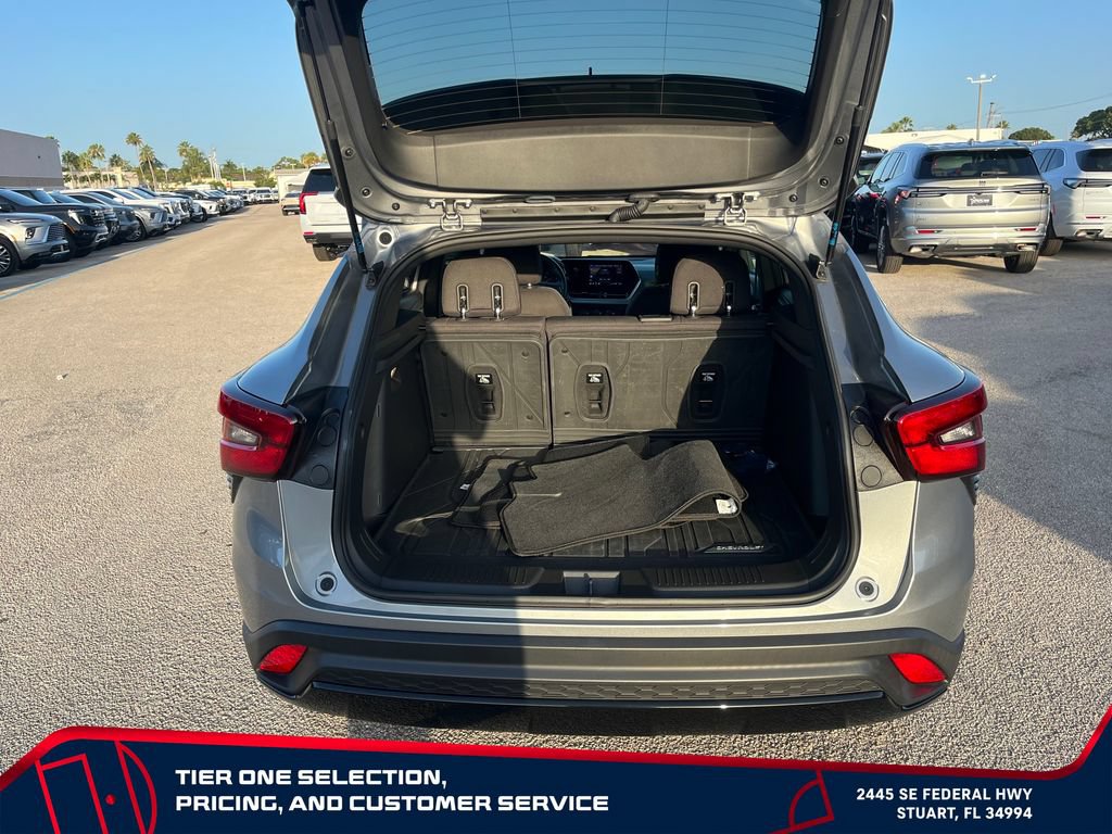 Certified 2024 Chevrolet Trax RS FWD image 10