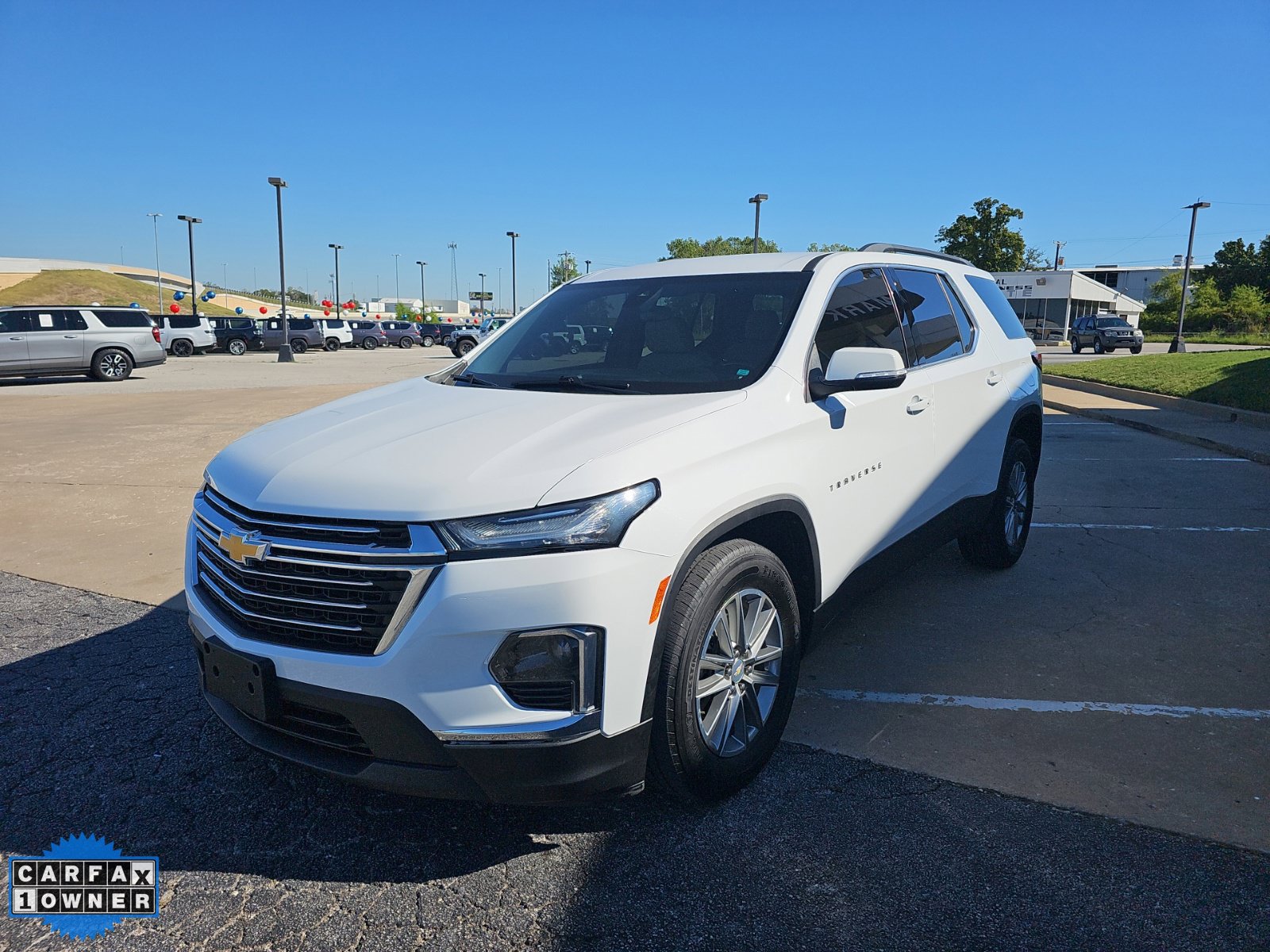 Used 2023 Chevrolet Traverse LT AWD/4WD image 9