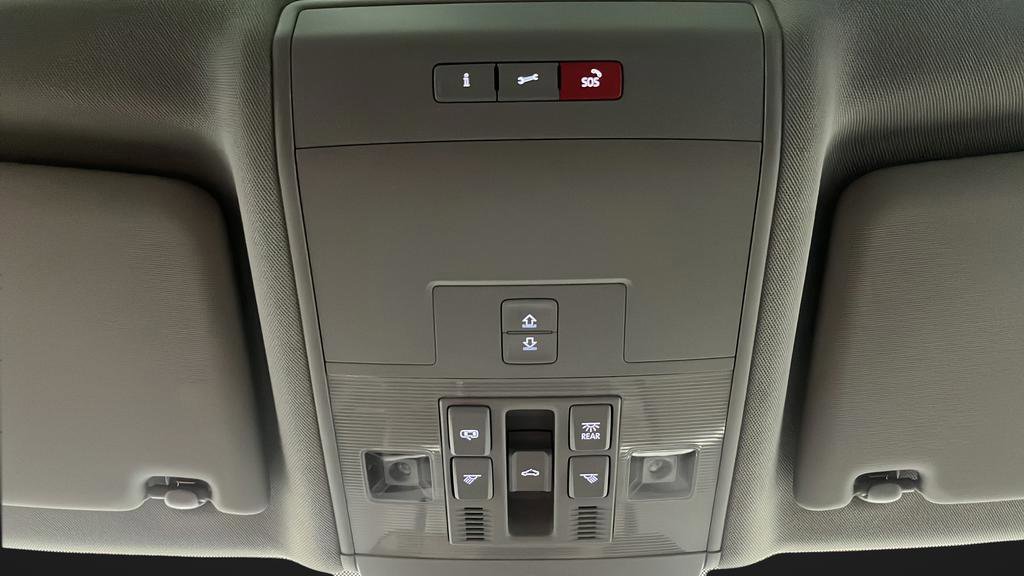 Used 2023 Volkswagen Atlas SEL AWD/4WD image 36