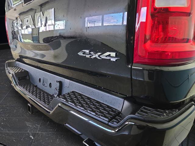 New 2026 RAM 1500 4x4 Crew Cab image 34