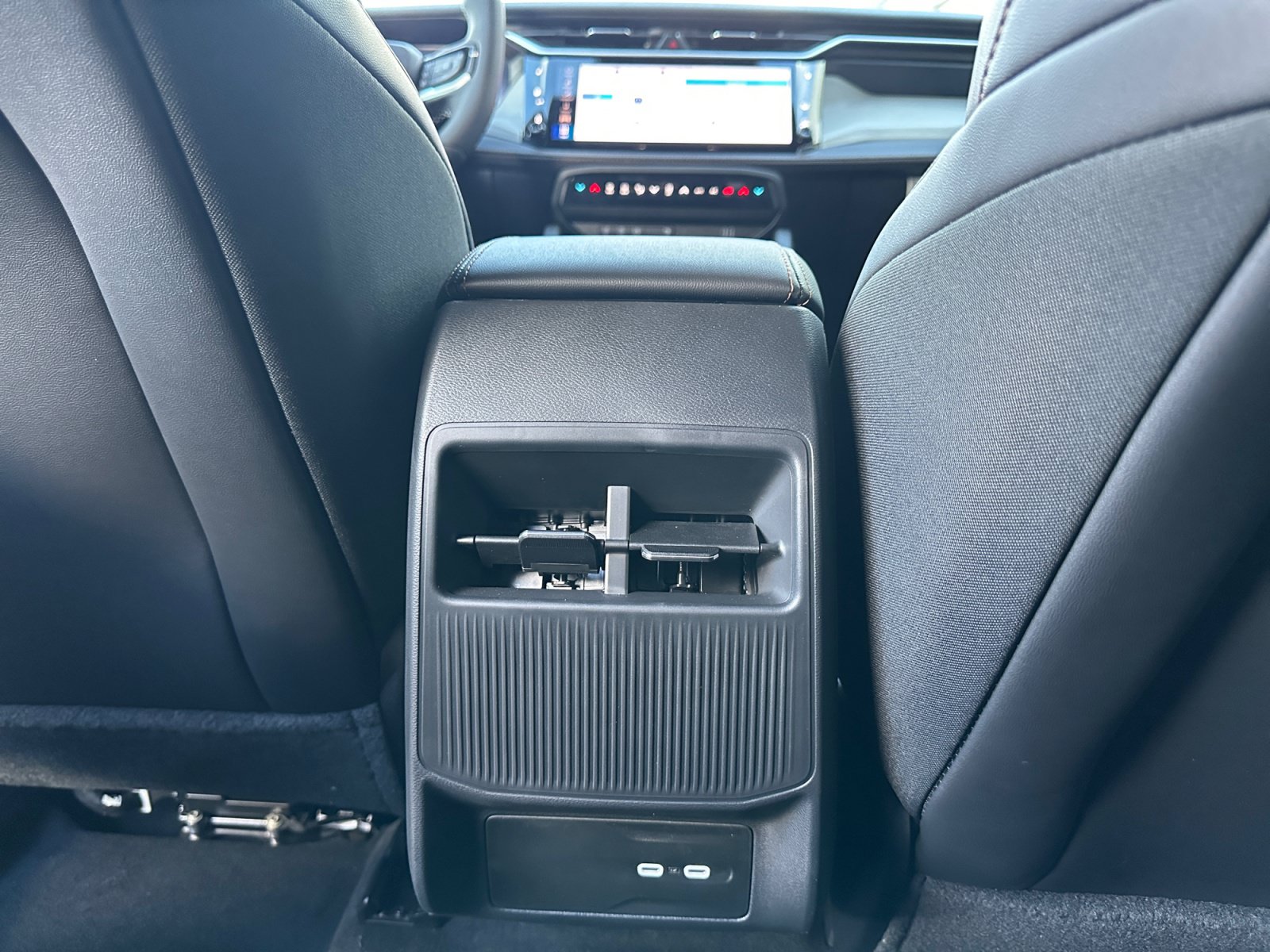 New 2026 Jeep Cherokee Limited AWD/4WD image 24