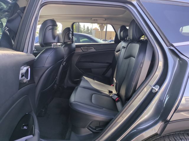 Certified 2024 Kia Sportage EX w/ EX Premium Package AWD/4WD image 29