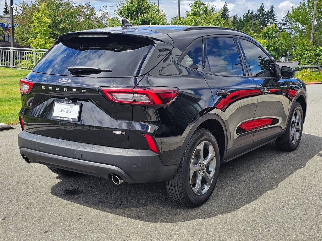 Used 2025 Ford Escape ST-Line Select w/ Tech Pack #1 AWD/4WD image 5