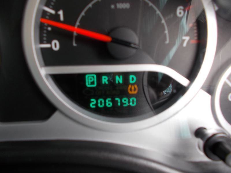 Used 2010 Jeep Wrangler Unlimited Sport image 28