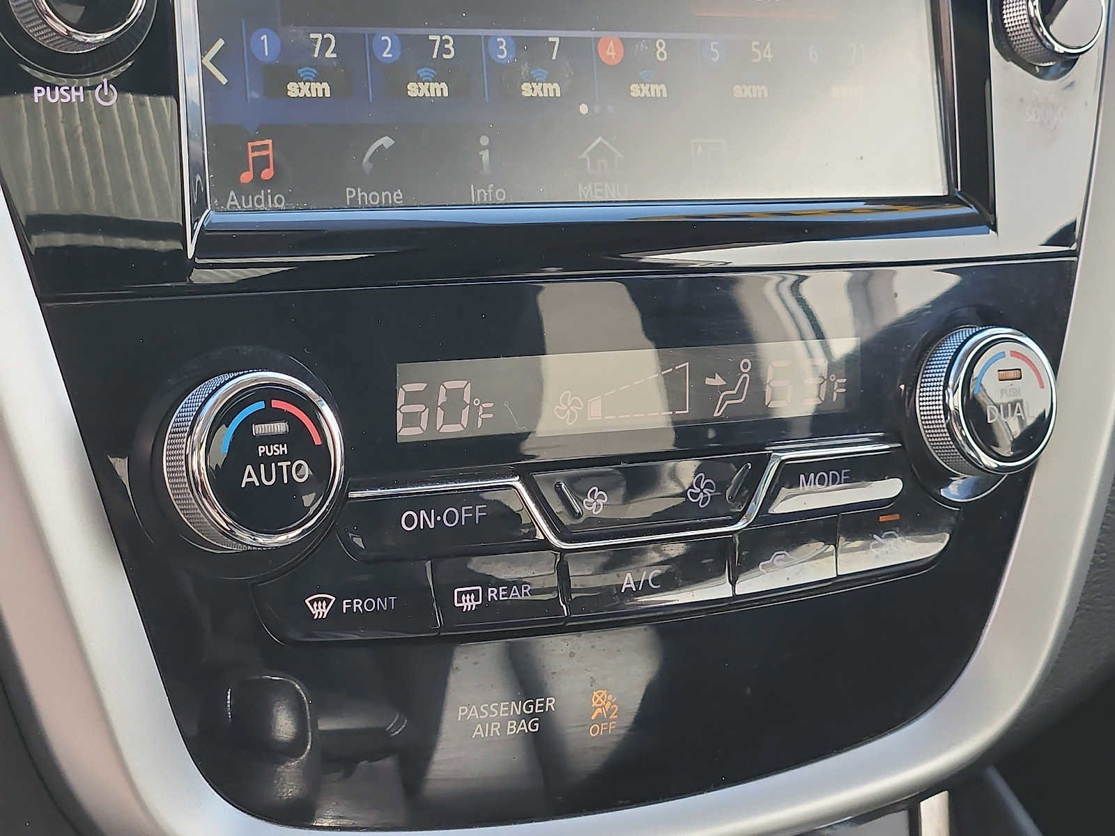 Used 2018 Nissan Murano SL w/ Moonroof Package image 16