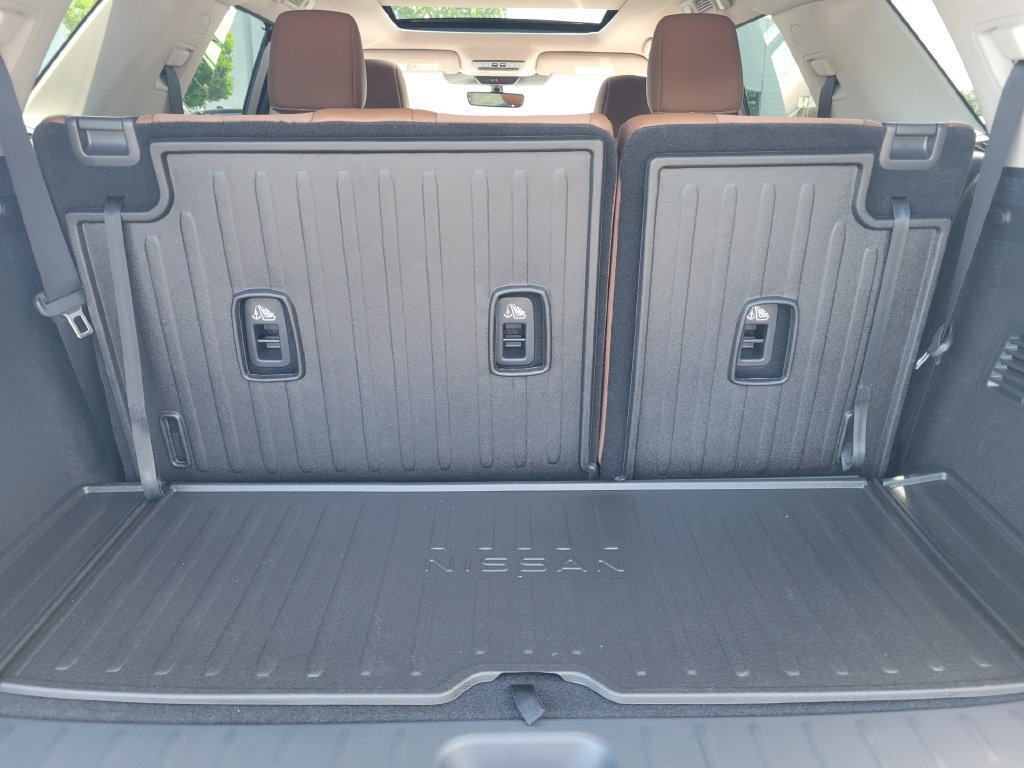 New 2026 Nissan Pathfinder Platinum AWD/4WD image 39
