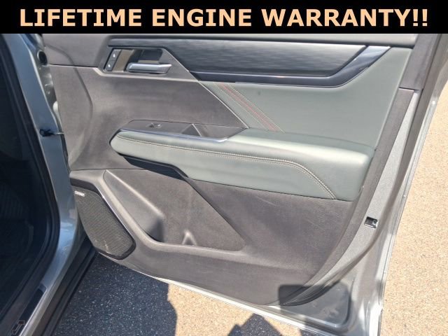 Used 2024 GMC Acadia AT4 w/ LPO, Floor Liner Package image 26