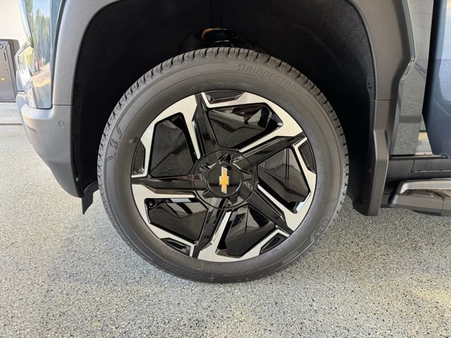 New 2026 Chevrolet Silverado EV LT AWD/4WD image 25