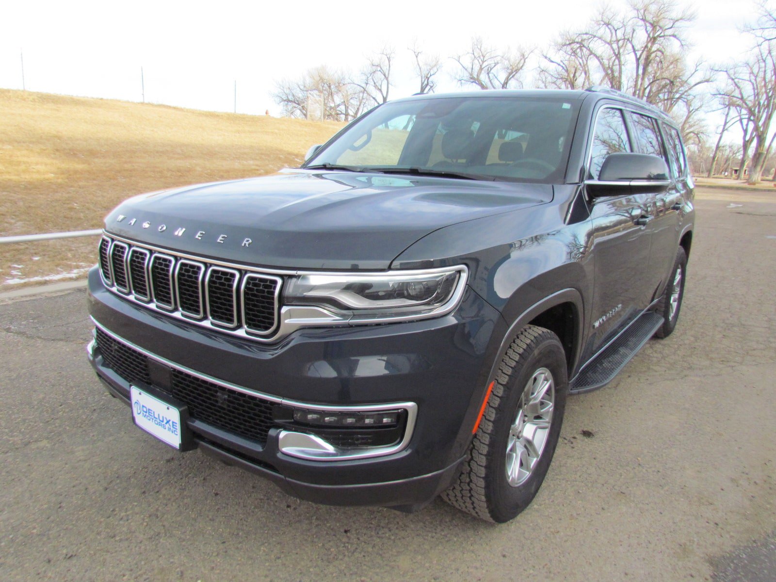 Used 2022 Jeep Wagoneer Series I AWD/4WD image 2