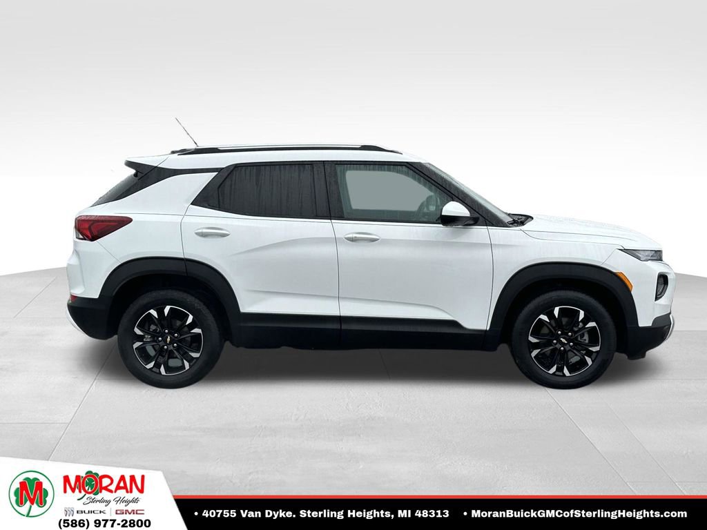 Certified 2023 Chevrolet TrailBlazer LT FWD image 3