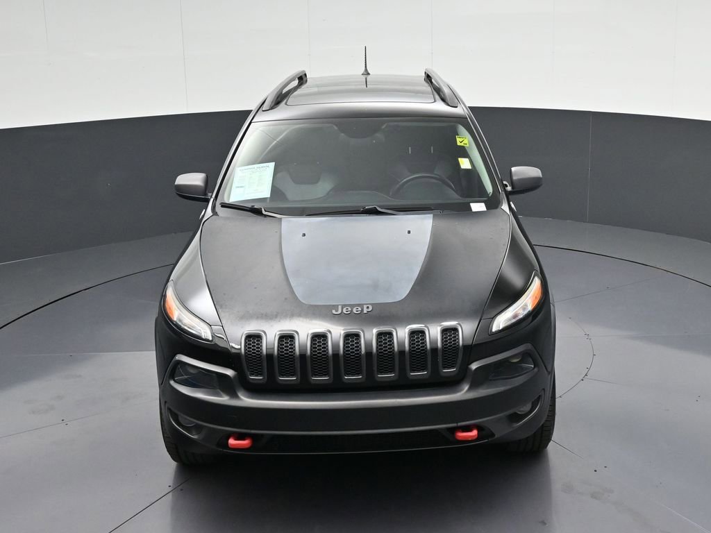 Used 2017 Jeep Cherokee Trailhawk w/ Comfort/Convenience Group AWD/4WD image 26