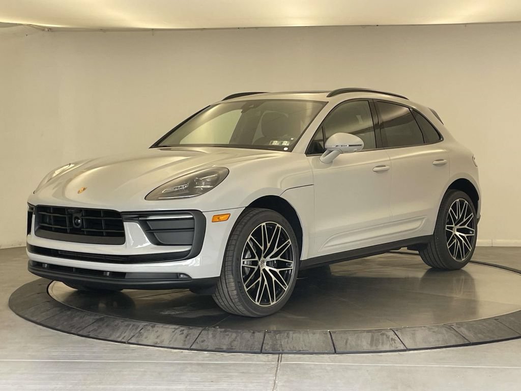 New 2026 Porsche Macan AWD/4WD image 1