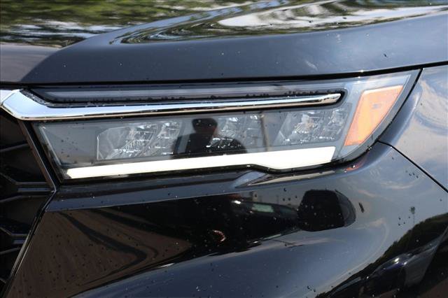 Used 2025 Honda Pilot Touring image 10