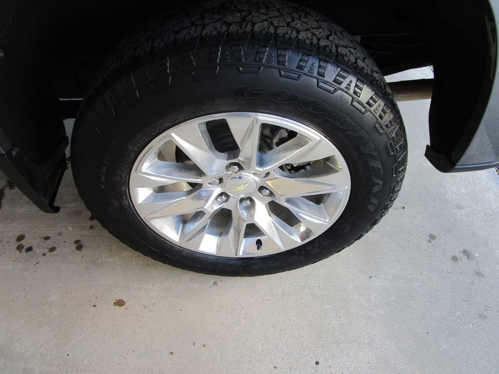 Used 2019 Chevrolet Silverado 1500 LTZ image 10