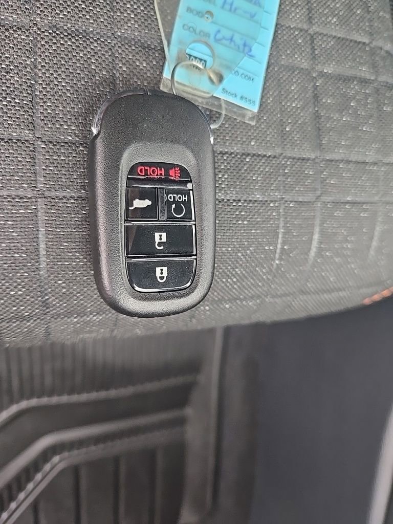Certified 2025 Honda HR-V Sport image 30