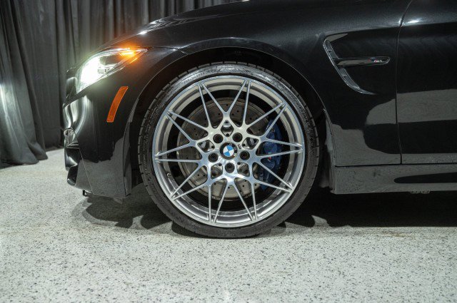Used 2018 BMW M4 Coupe RWD image 7