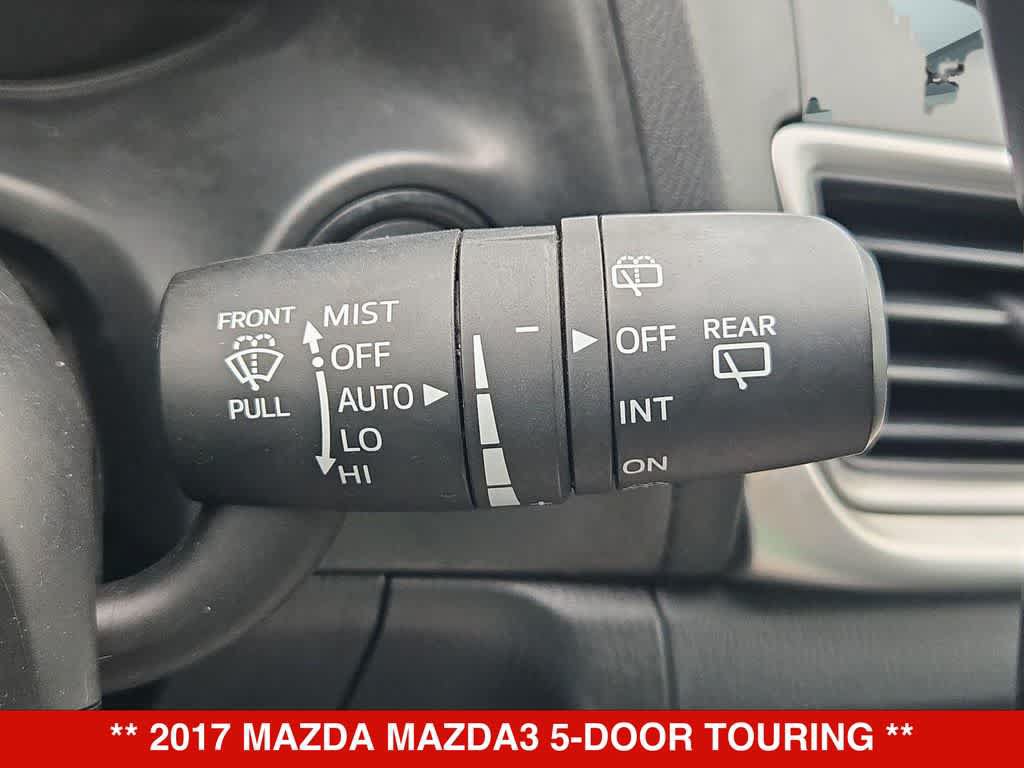 Used 2017 MAZDA MAZDA3 Touring FWD image 24