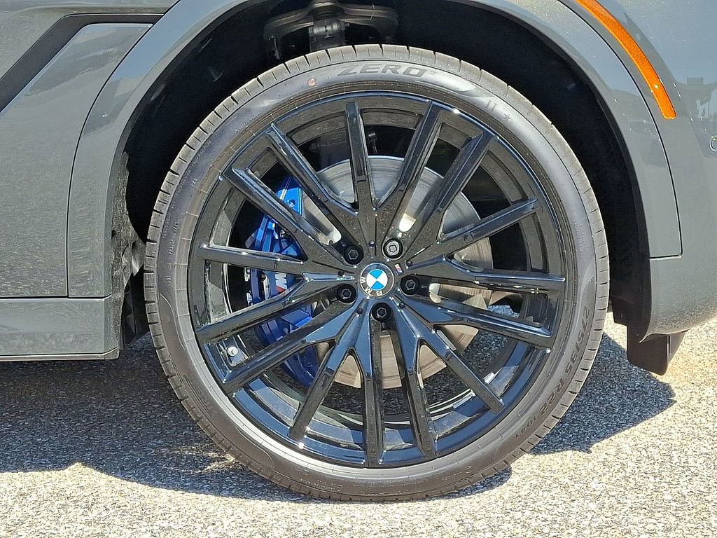 New 2026 BMW X6 M60i image 8