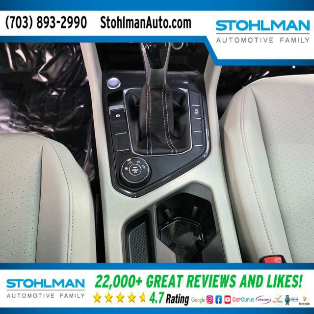 Used 2022 Volkswagen Tiguan SE w/ Panoramic Sunroof Package image 23