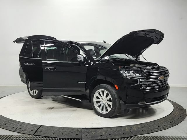 Used 2023 Chevrolet Tahoe Premier RWD image 9