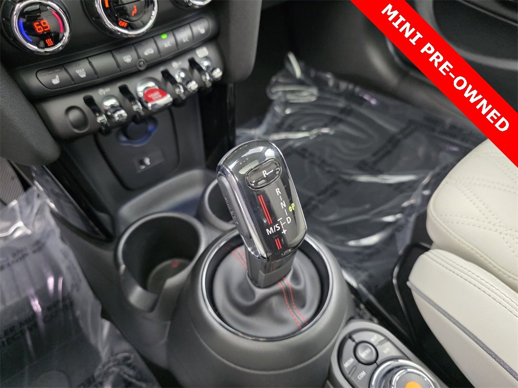 Used 2021 MINI Cooper S w/ Signature Upholstery Package image 25
