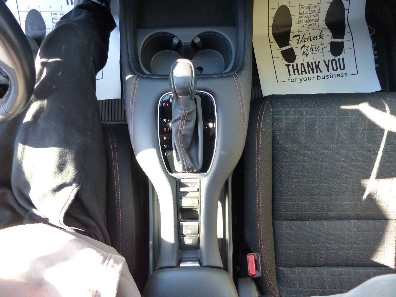 Used 2025 Honda HR-V Sport image 31