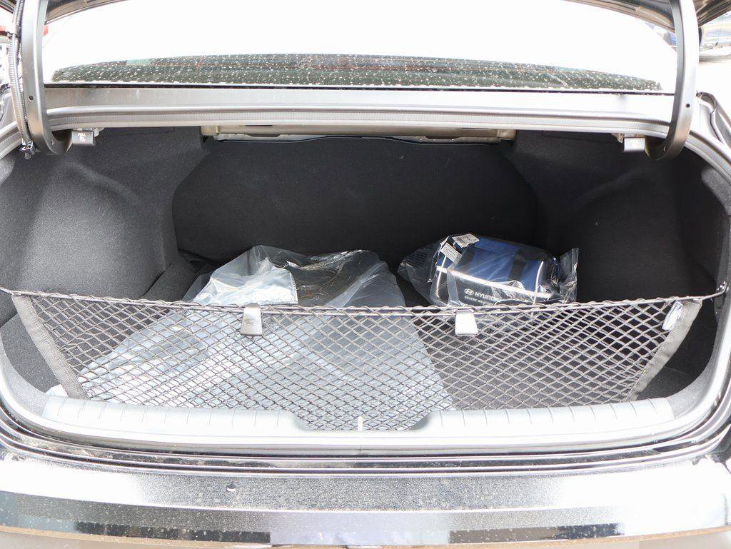 New 2025 Hyundai Elantra Sport image 15