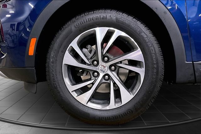 Used 2023 Buick Envision Essence image 9