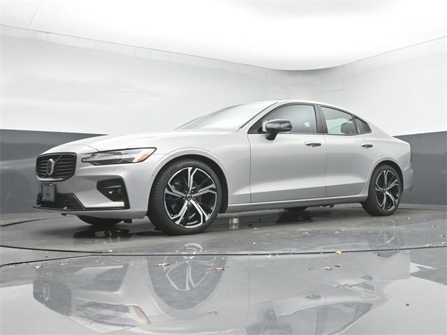 Used 2023 Volvo S60 B5 Plus w/ Climate Package image 35