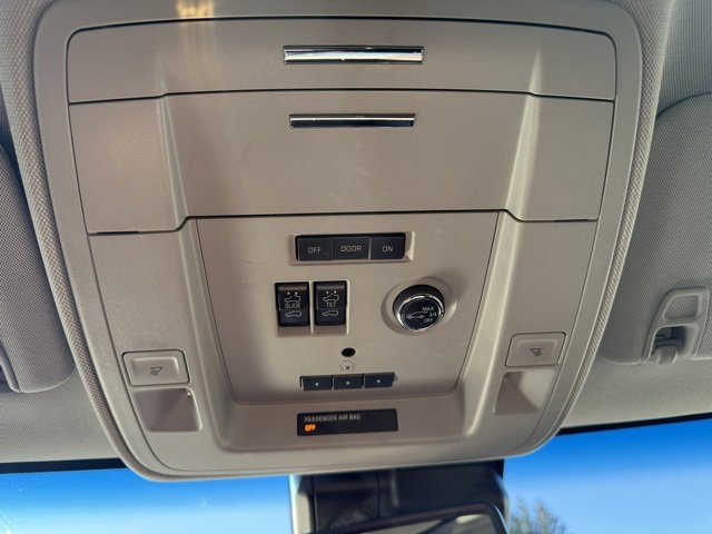 Used 2019 Chevrolet Tahoe LT image 17