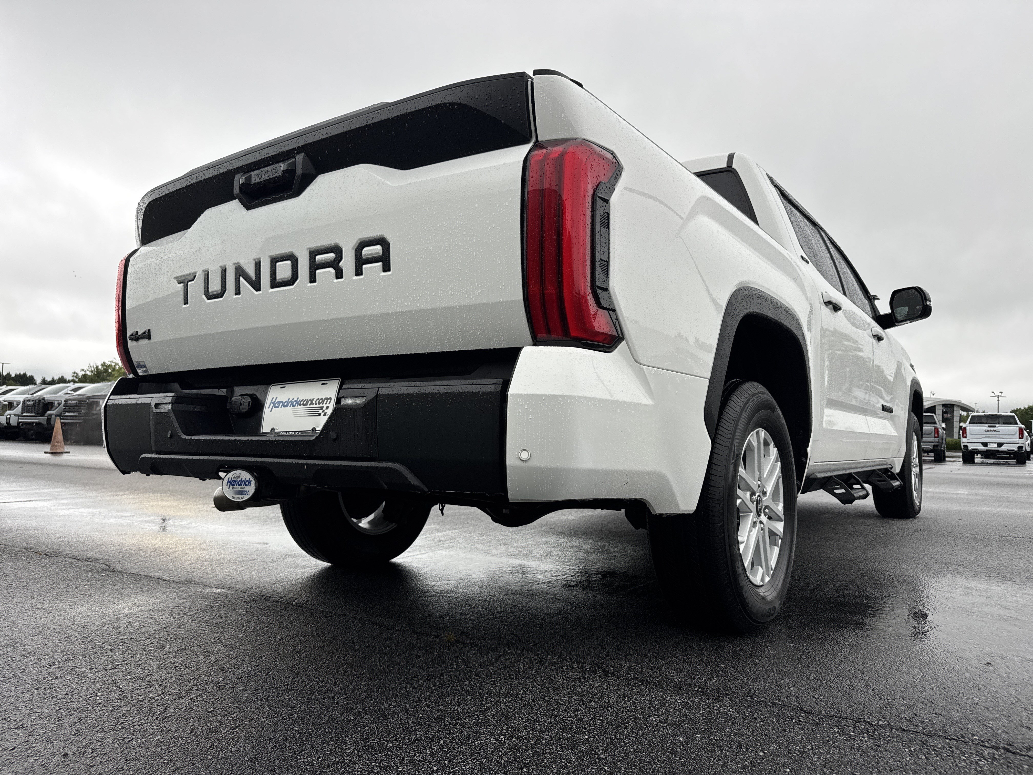 Used 2024 Toyota Tundra SR5 w/ SR5 Premium Package AWD/4WD image 10