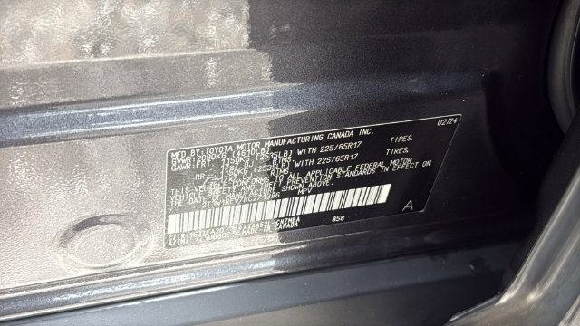 Used 2024 Toyota RAV4 XLE FWD image 27