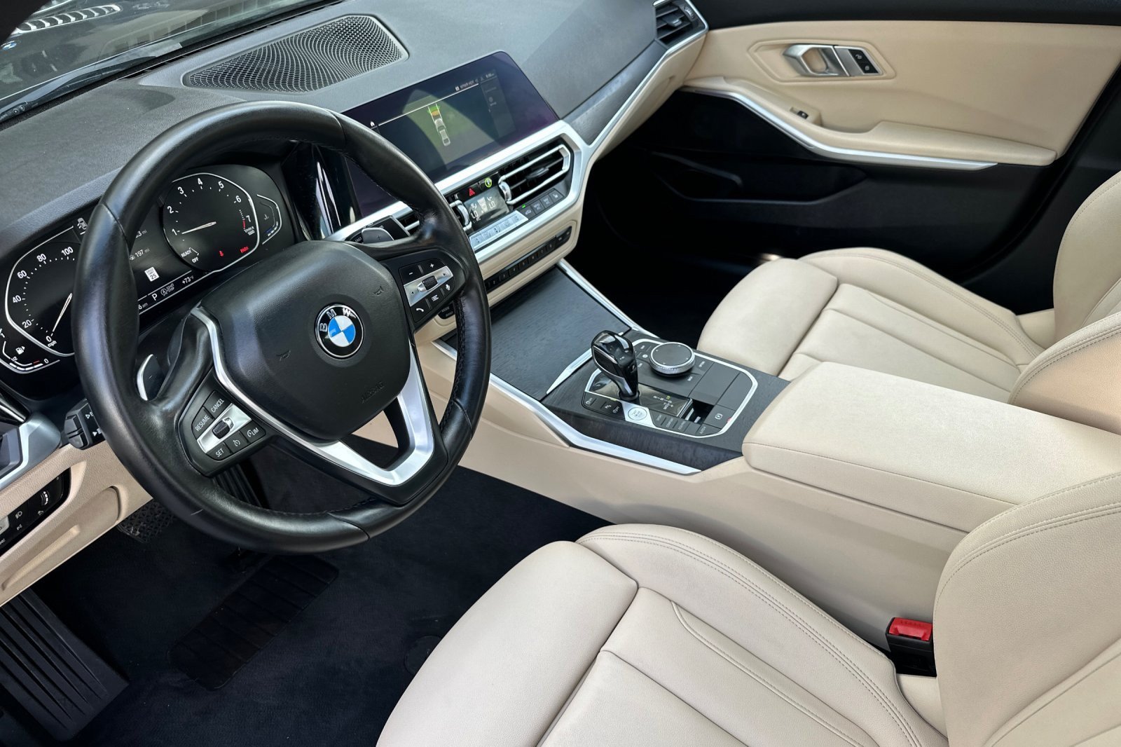 Used 2021 BMW 330i Sedan w/ Convenience Package RWD image 9