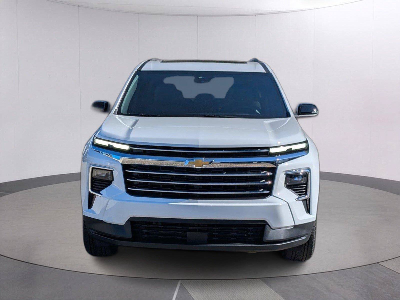 New 2027 Chevrolet Traverse LT w/ Driver Confidence Package FWD image 9