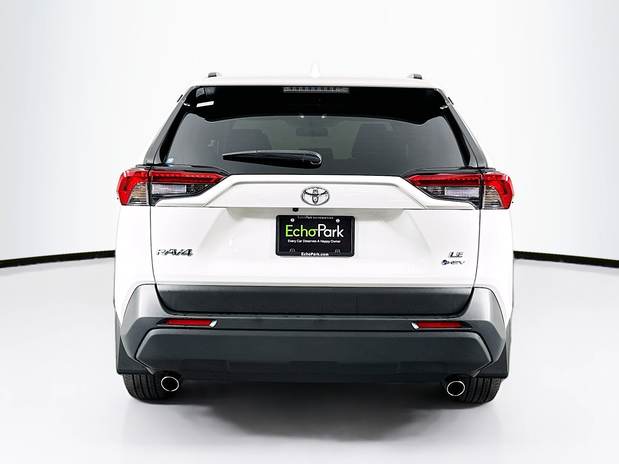 Used 2025 Toyota RAV4 LE image 7