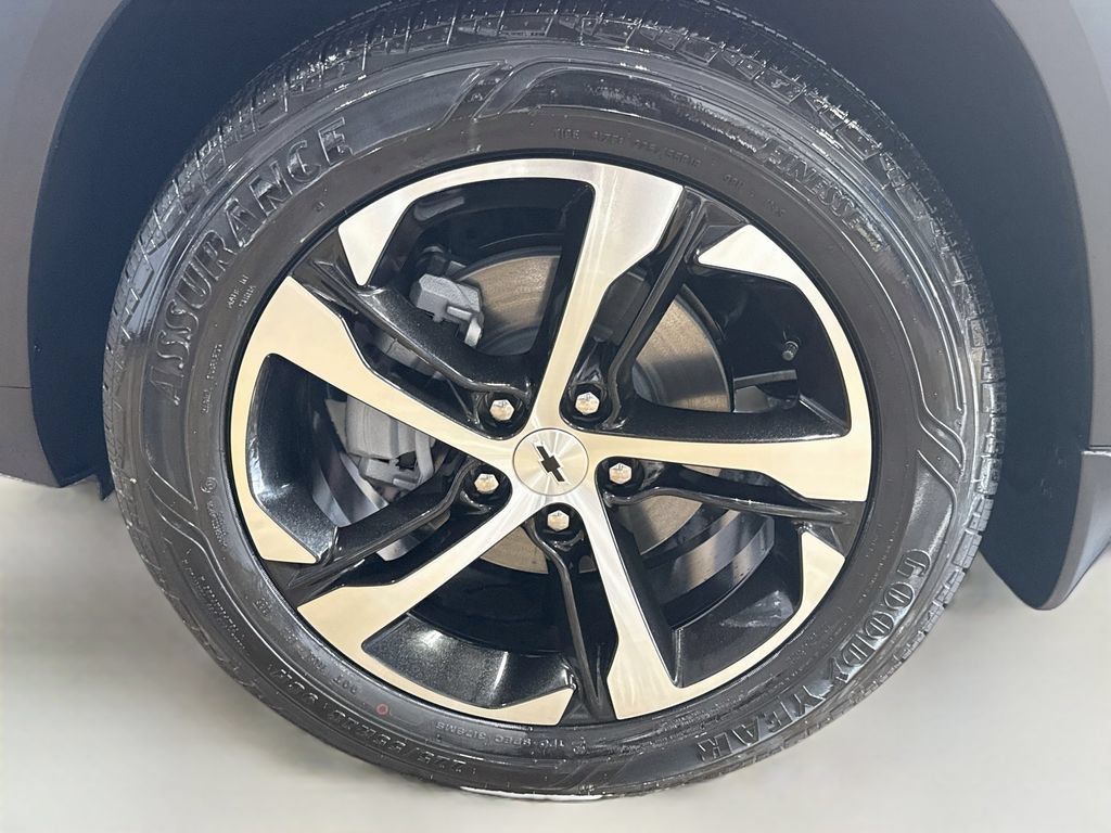New 2026 Chevrolet Trax RS w/ Sunroof Package FWD image 30