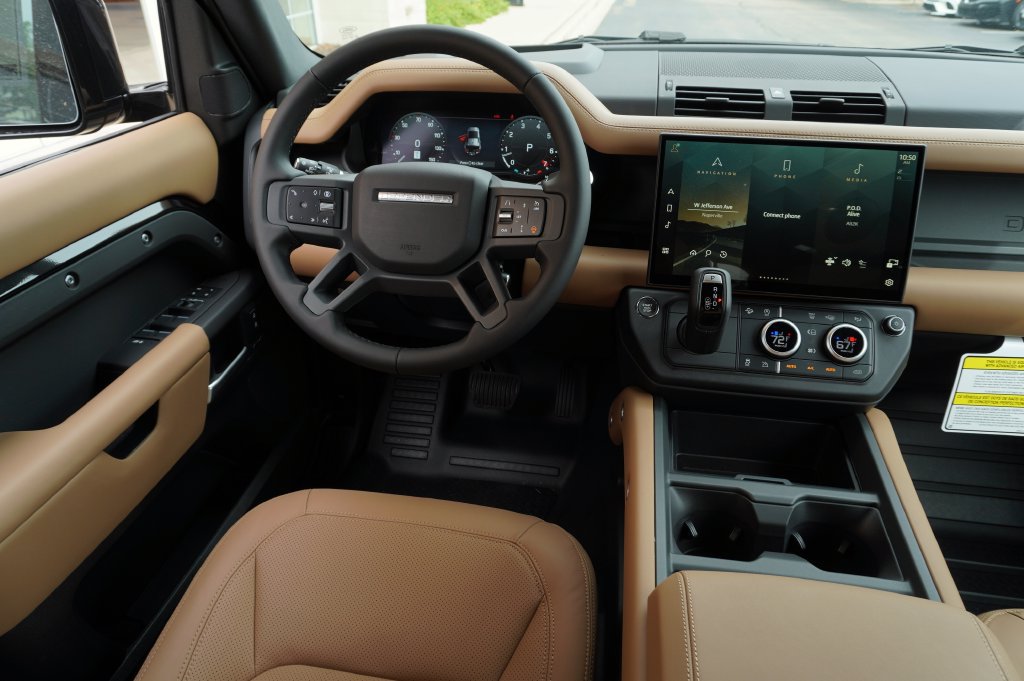 New 2026 Land Rover Defender 110 S AWD/4WD image 15