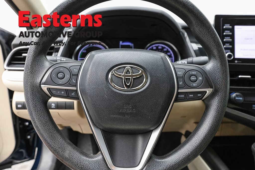 Used 2021 Toyota Camry LE FWD image 11